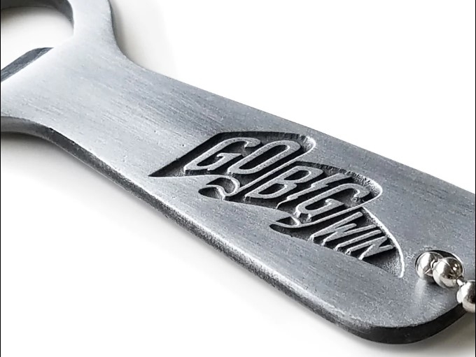 Creative Design Metal Bottle Opener Easy Use Speed Bottle Opener Can Opener Soda Bottle Opener - Image 2
